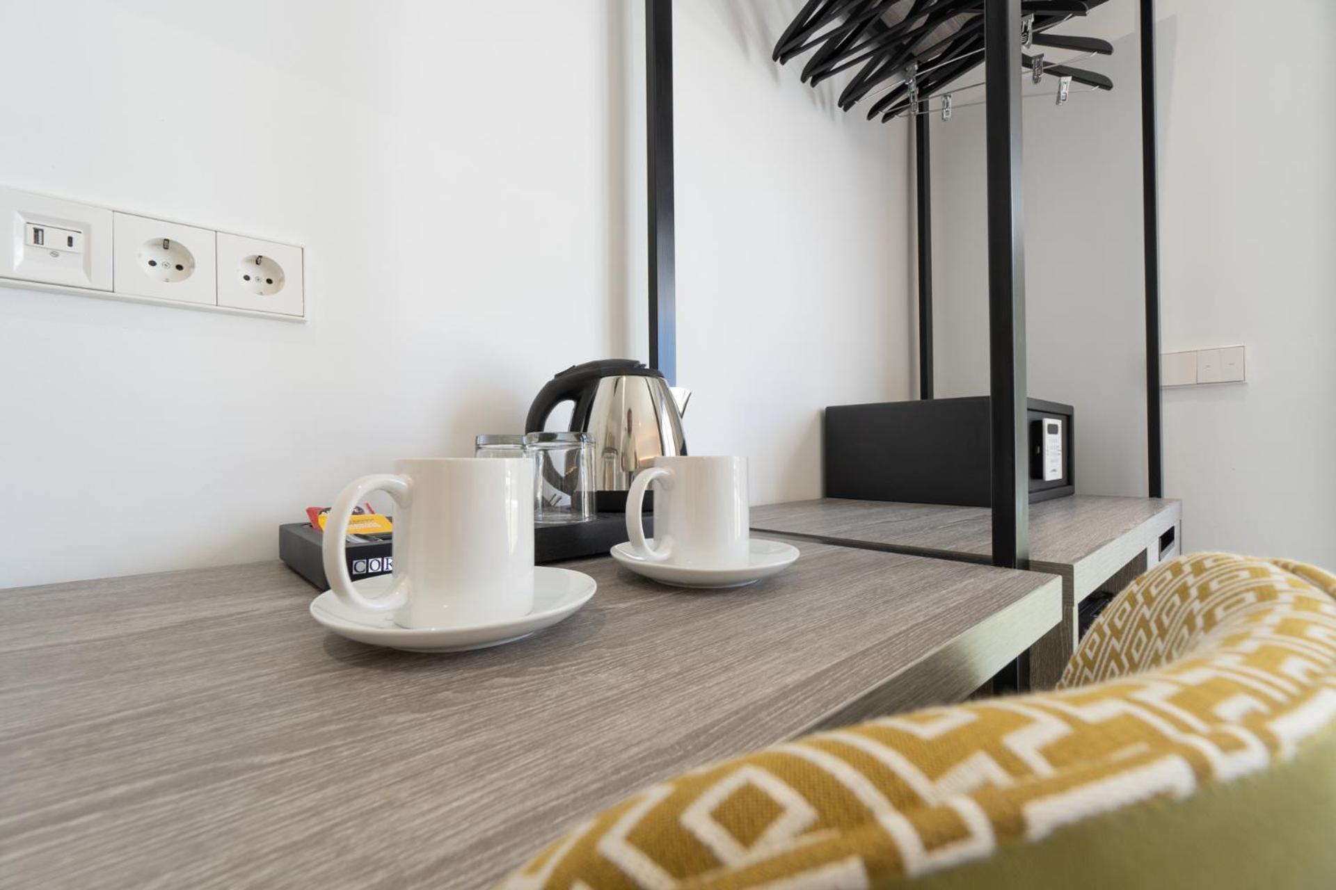 Hostal Restaurante Pou Des Lleo Sant Carles de Peralta Bilik gambar